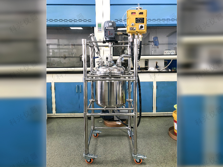 上?？婆d儀器與上海某實業(yè)公司合作